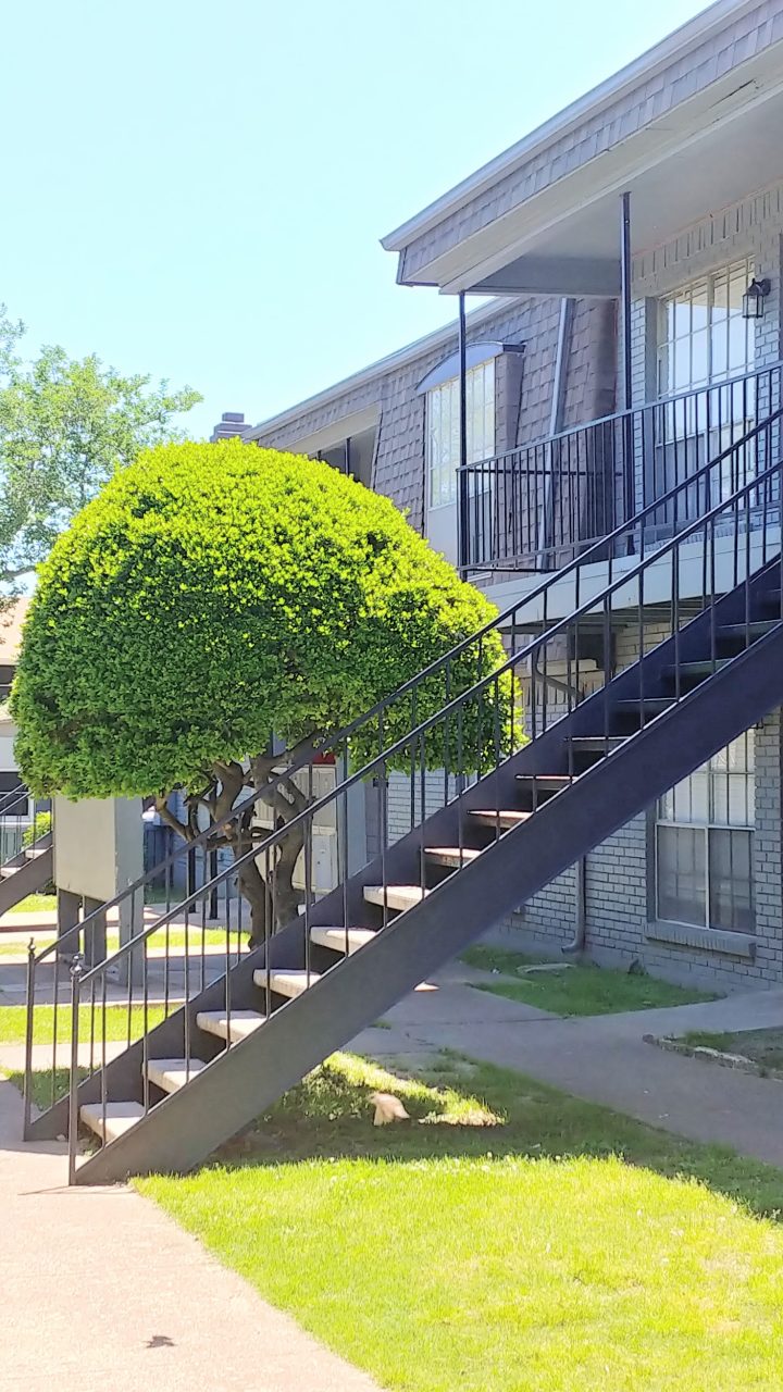 Apartments for Rent in Garland, TX Crossings